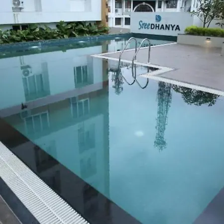 The Crystal Apartment Thiruvananthapuram Exterior photo