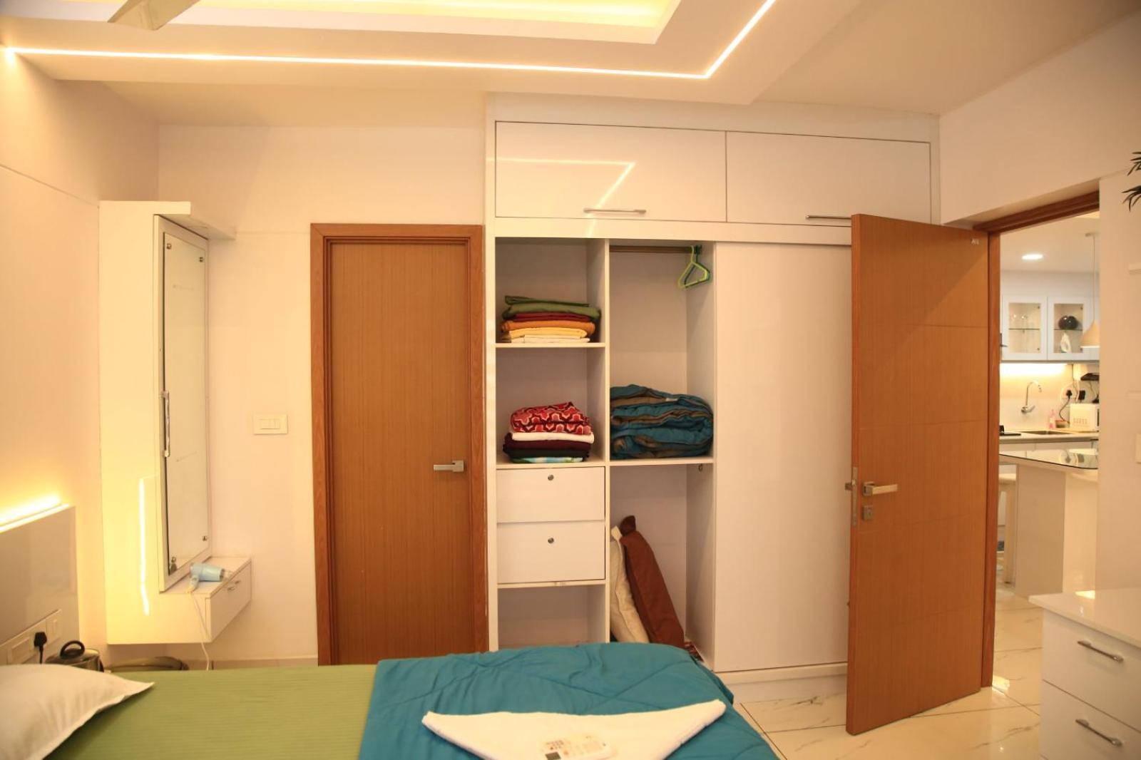 Apartment The Crystal Thiruvananthapuram